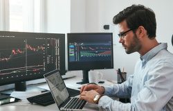 Immagine Strategie Forex per Bassa Volatilità: Guida per Trader Cauti