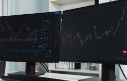 Immagine VPS nel Trading: Cos’è, Come Funziona e Perché Utilizzarlo – Guida Completa per Trader